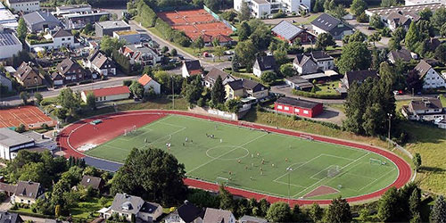 . Sportplatz Braunsberg (Kunstrasenplatz)